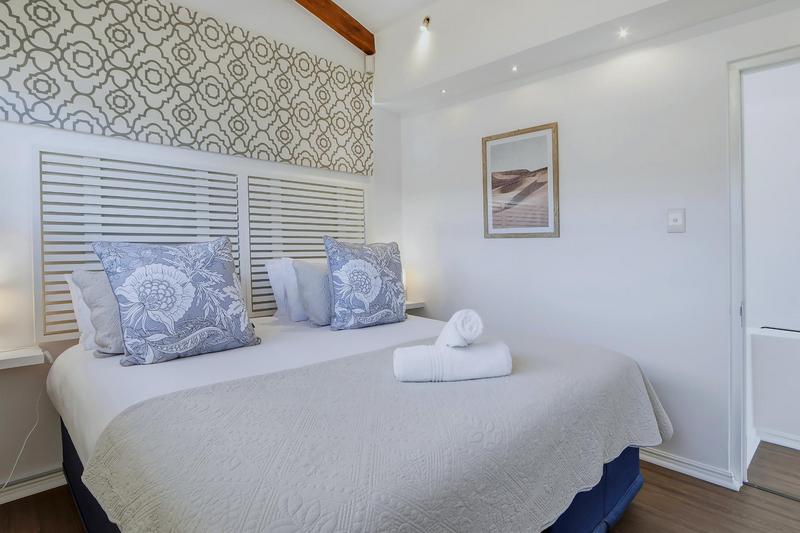 To Let 4 Bedroom Property for Rent in Bakoven Western Cape